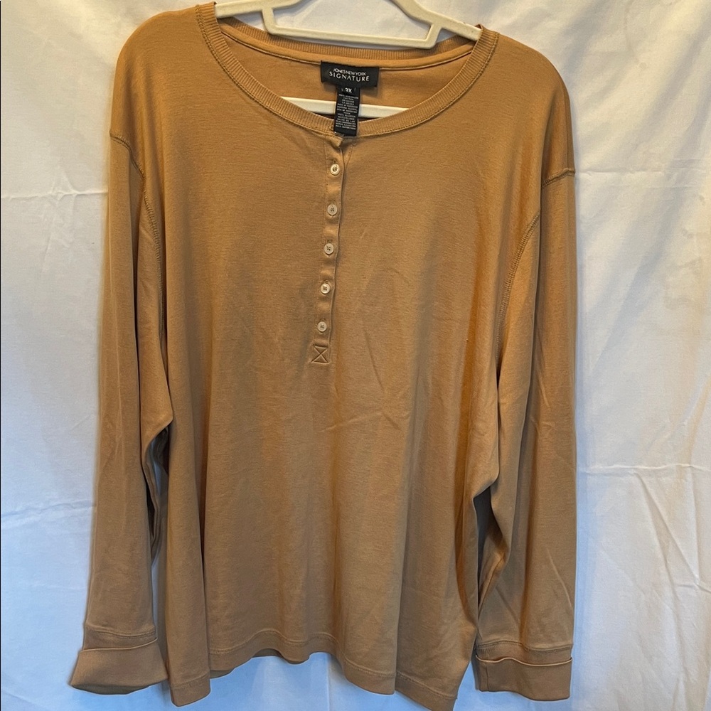 Jones New York Signature Long Sleeve Henley - Camel/Tan
